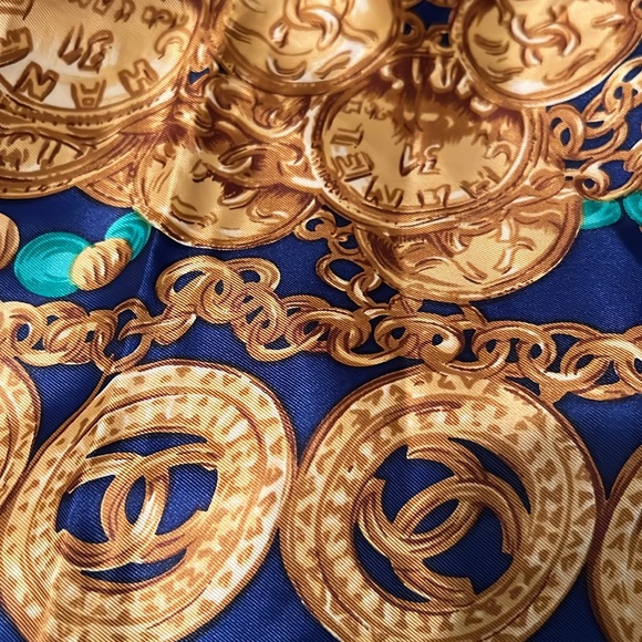 Chanel CC Medallion Silk Scarf - Picture 3 of 9